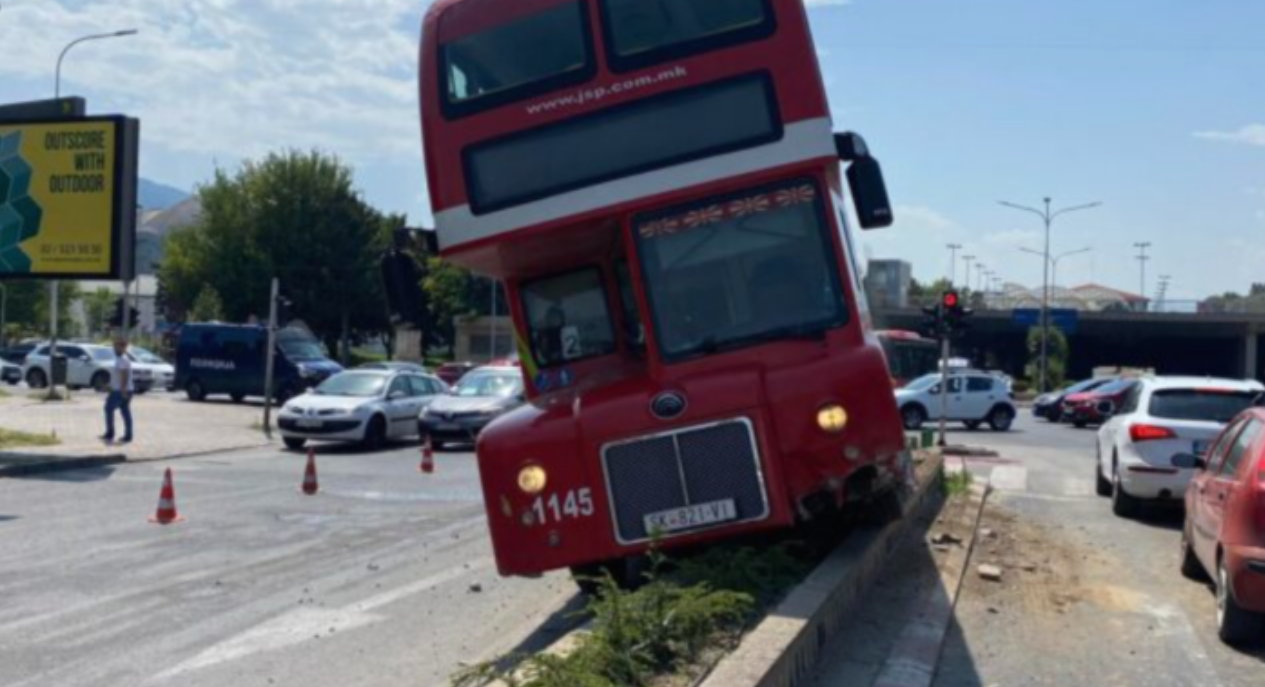 Prokuroria do ta hetojë aksidentin e autobusit të NTP Shkup