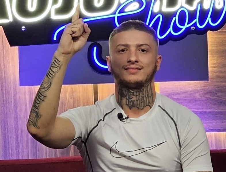 Fero komenton Sunny Hill-in: Festival i kokainës