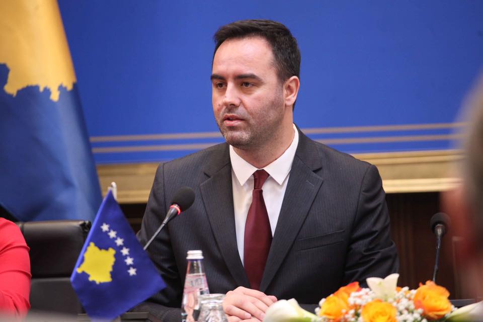 Pasi alarmoi për sulm të ri, Konjufca tash e “qetëson” popullin: Kosova kurrë s’ka qenë më e sigurt