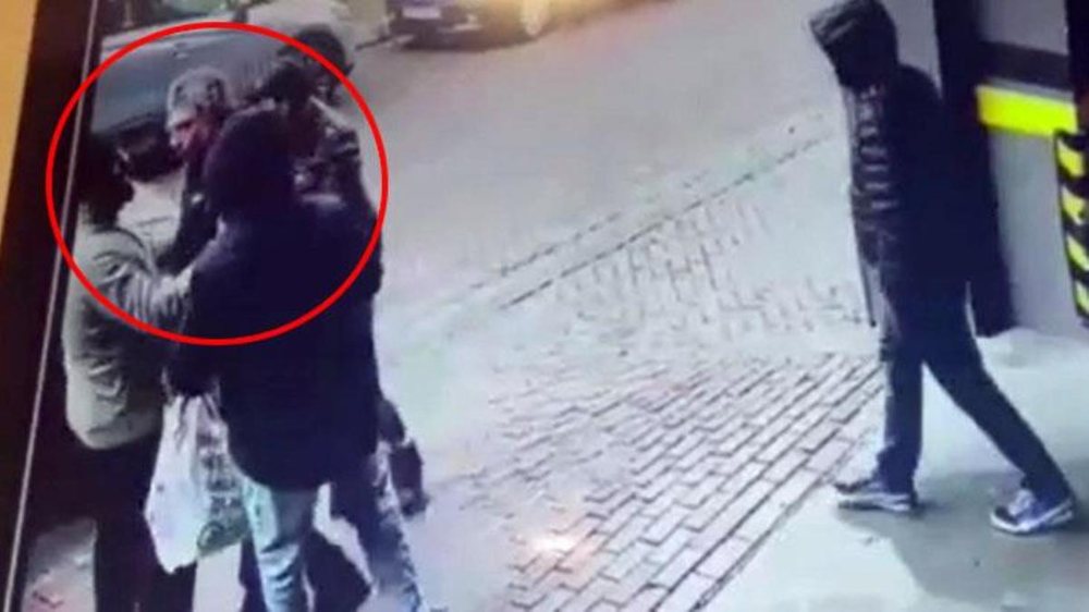 Tiranë/ 7 persona rrëmbejnë dhe kanosin 35-vjeçarin për t’i marrë pasurinë