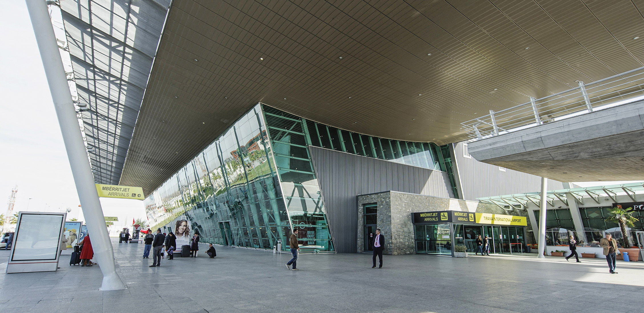 Aeroporti Ndërkombëtar i Tiranës (TIA) i paprekur nga kriza globale e sistemeve kompjuterike