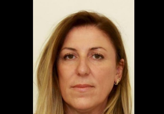 Arrestohet Leonora Gashi, i bëri foto një të moshuari në shtrat dhe i mori më pas 50 mijë euro