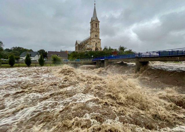 Europa nën ujë, Italia në alarm: “Stuhia ‘Boris’ pritet të godasë vendin”