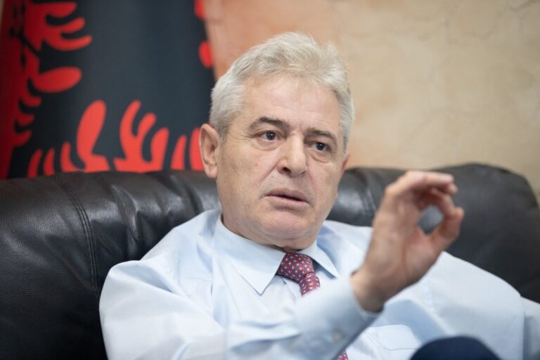 Ali Ahmeti: Qeveria e Kosovës nuk duhet të hesht ndaj shqetësimeve të shqiptarëve në Maqedoninë e Veriut