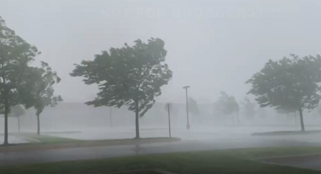 Jepet alarmi: Stuhitë e Atlantikut do të godasin Shqipërinë në mes të nëntorit