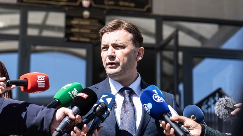 Osmani: Publiku defokusohet me ndryshimin e stemës, të rikthehet fokusi tek ndryshimet kushtetuese