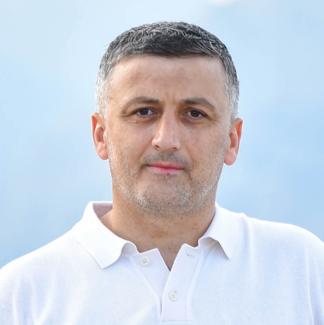 Një tjetër paradoks politik në Elbasan: Drejtori i PS, votues në Primaret e PD-së