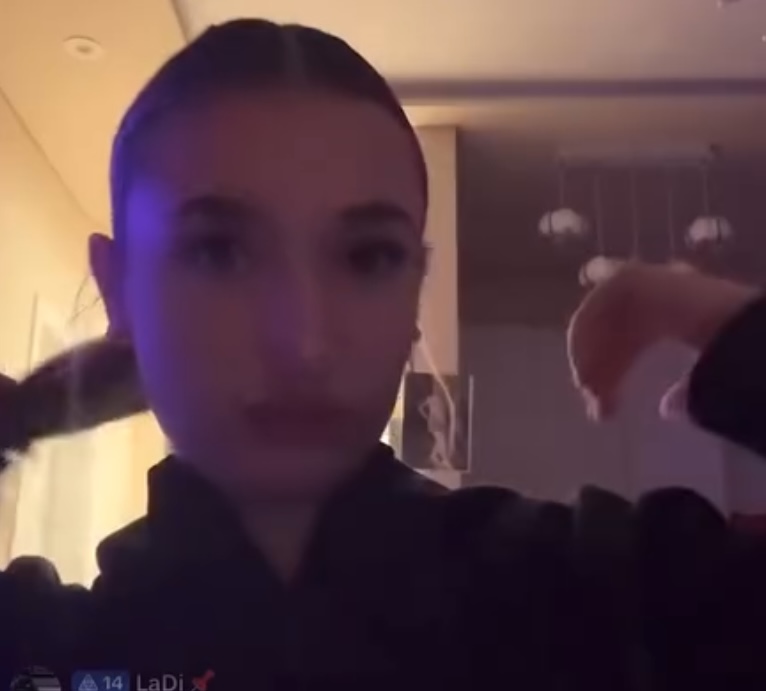 “Të merr tjetra të dashurin”, vajza s’përmbahet në Live: I q* r*** asaj, ik vrit veten