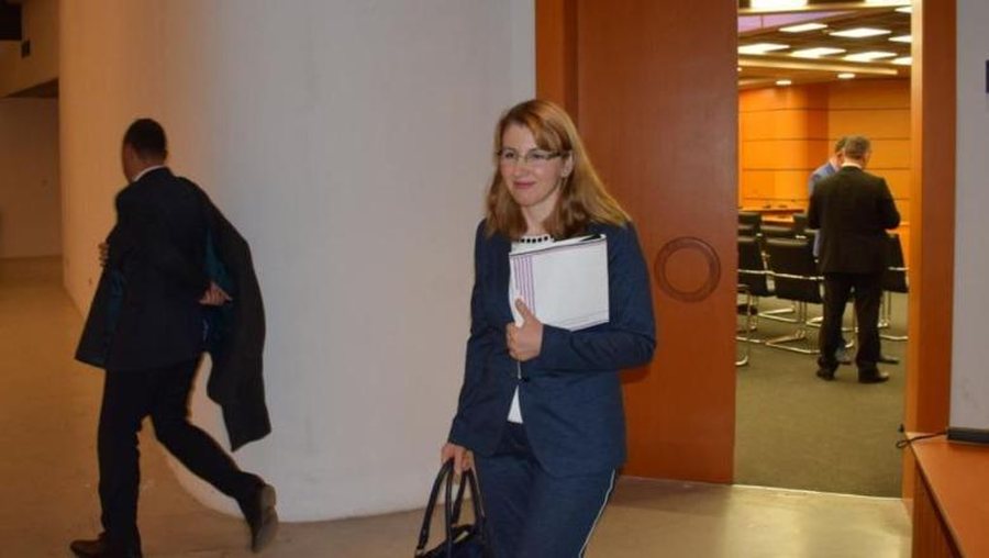 Do vendoste kthimin ose jo të pasurisë së Ajola Xoxës, gjyqtarja tërhiqet nga gjykimi