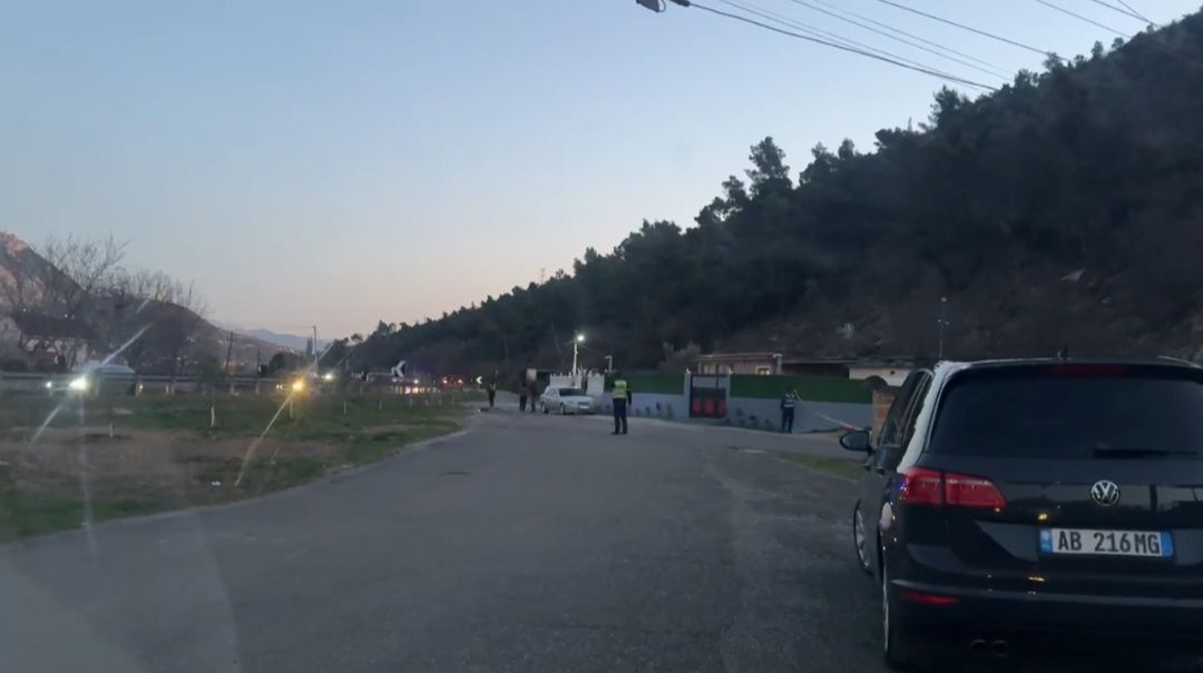 Lezhë, ky është 25-vjeçari që u gjend pa shenja jete në makinë