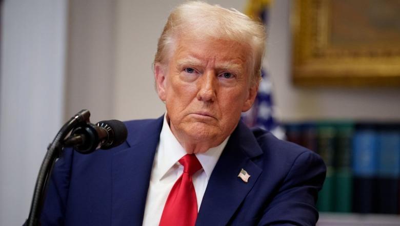 Trump përgëzon Vuçiçin për përvjetorin e shtetësisë, shpreh pritshmëri për zgjerimin e bashkëpunimit me Serbinë