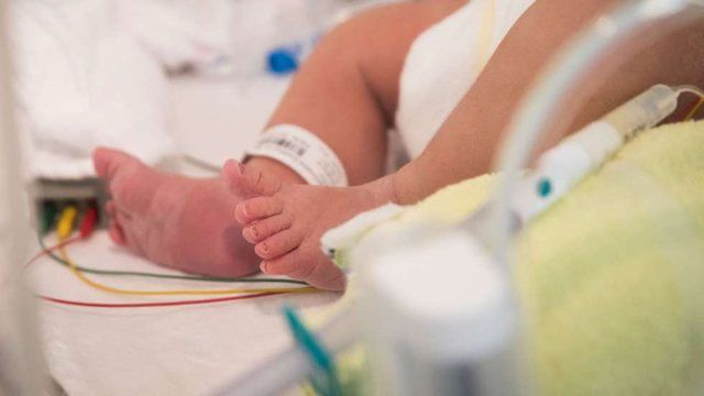 Shqipëria është një ndër vendet e para në Europë për vdekje neonatale