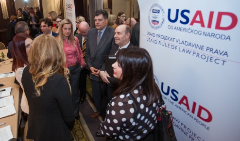 Serbia bastis OJF-të e lidhura me USAID pas skandalit të fondeve dhe influencës së jashtëligjshme politike