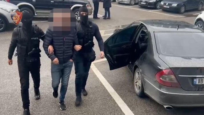 30-40 mijë $ për person, arrestohet 48-vjeçari për trafikimin e shqiptarëve drejt SHBA