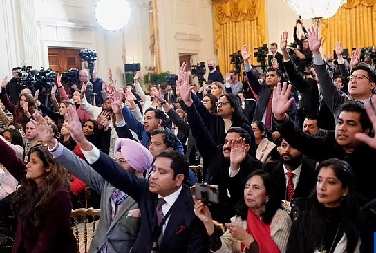 Momentet kur Trump thotë se ‘nuk kupton asnjë fjalë’ nga pyetja e gazetarit indian në Shtëpinë e Bardhë