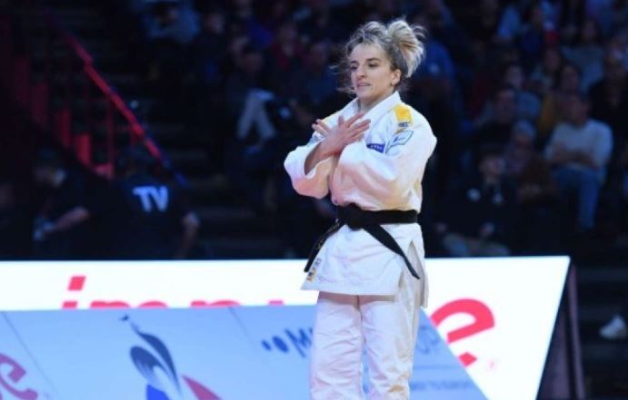 Veç për 29 sekonda: Distria Krasniqi e demolon xhudisten nga Serbia