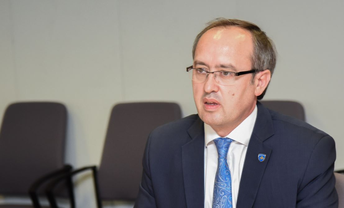 Avdullah Hoti kërkon lidership të ri në LDK