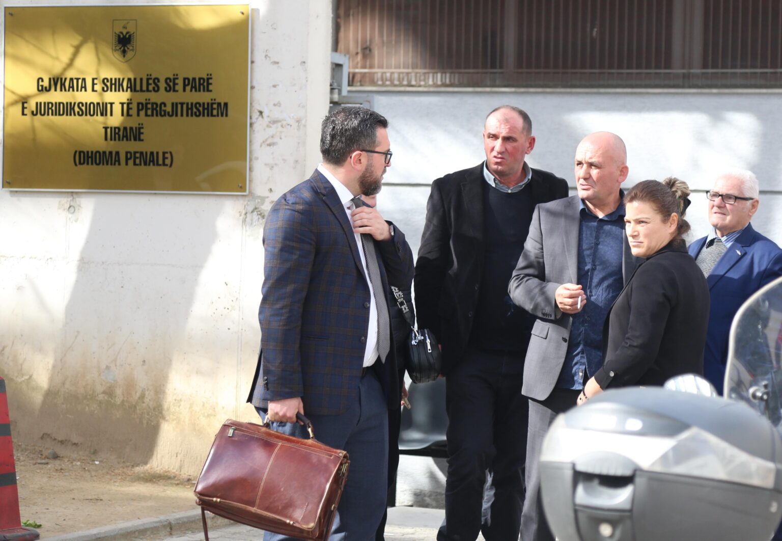 Shtyhet seanca për vrasjen e Martinit, e ëma: Dua drejtësi