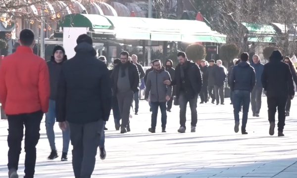 Pse Shqipëria është vendi më i palumtur në rajon dhe Kosova më i lumturi