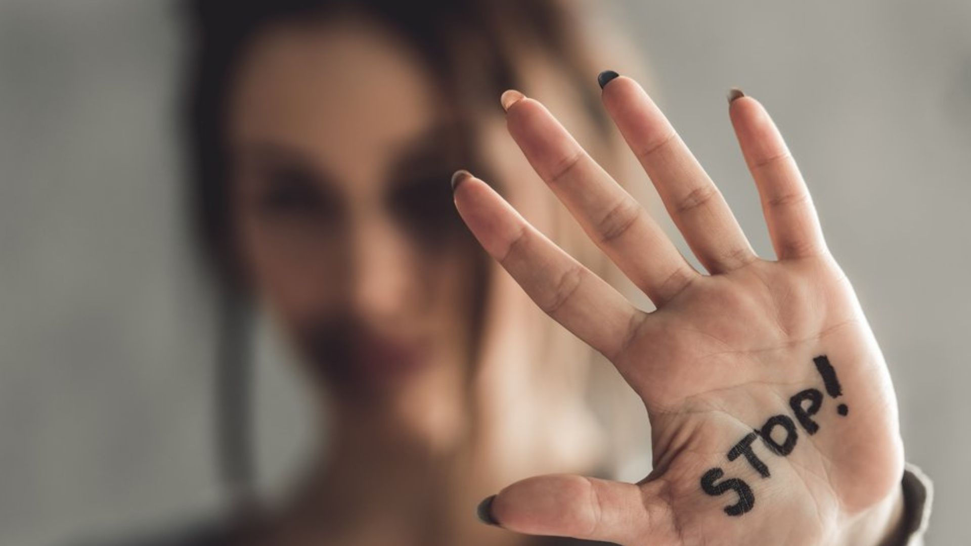 Arrestohet një person në Gjirokastër për dhunë ndaj mbesës së tij