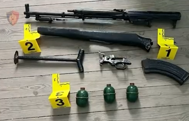 Mirditë/ 15-vjeçari kapet me kallashnikov, granata e municion luftarak