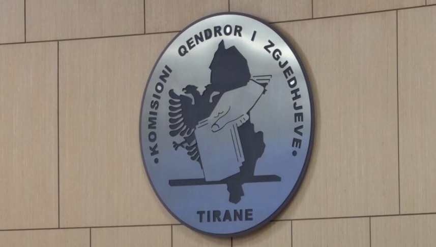 Partitë shqiptare ‘fërkojnë duart’ me mbi 200 000 emigrantë të regjistruar për ‘votën e diasporës’