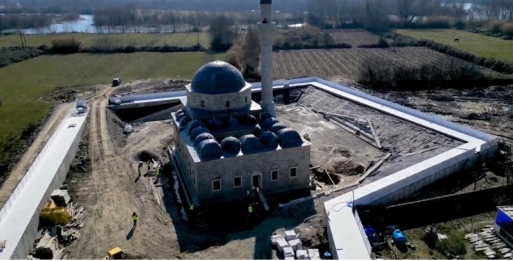 Xhamia historike e Plumbit në Shkodër i rikthehet besimtarëve ‘për zgjedhjet e majit’
