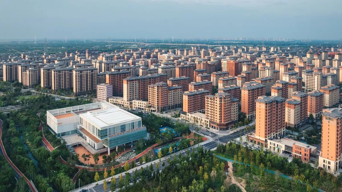 Mega-qyteti i ri 80$ miliardësh mbetet zbrazur në Kinë, ka paratë e infrastrukturën por nuk ka banorët