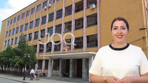 Gjysma e vitit akademik iku, studentët e universitetit të Shkodrës ende pa bursa
