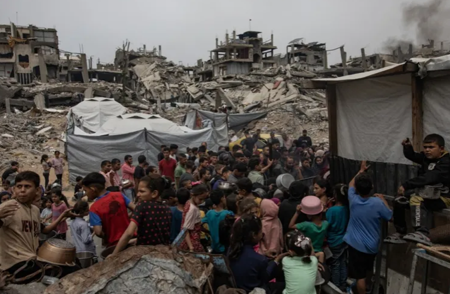 Mbi mbi 61 mijë të vdekur, Izraeli bombardon Bejrutin dhe shkakton masakër në Gaza