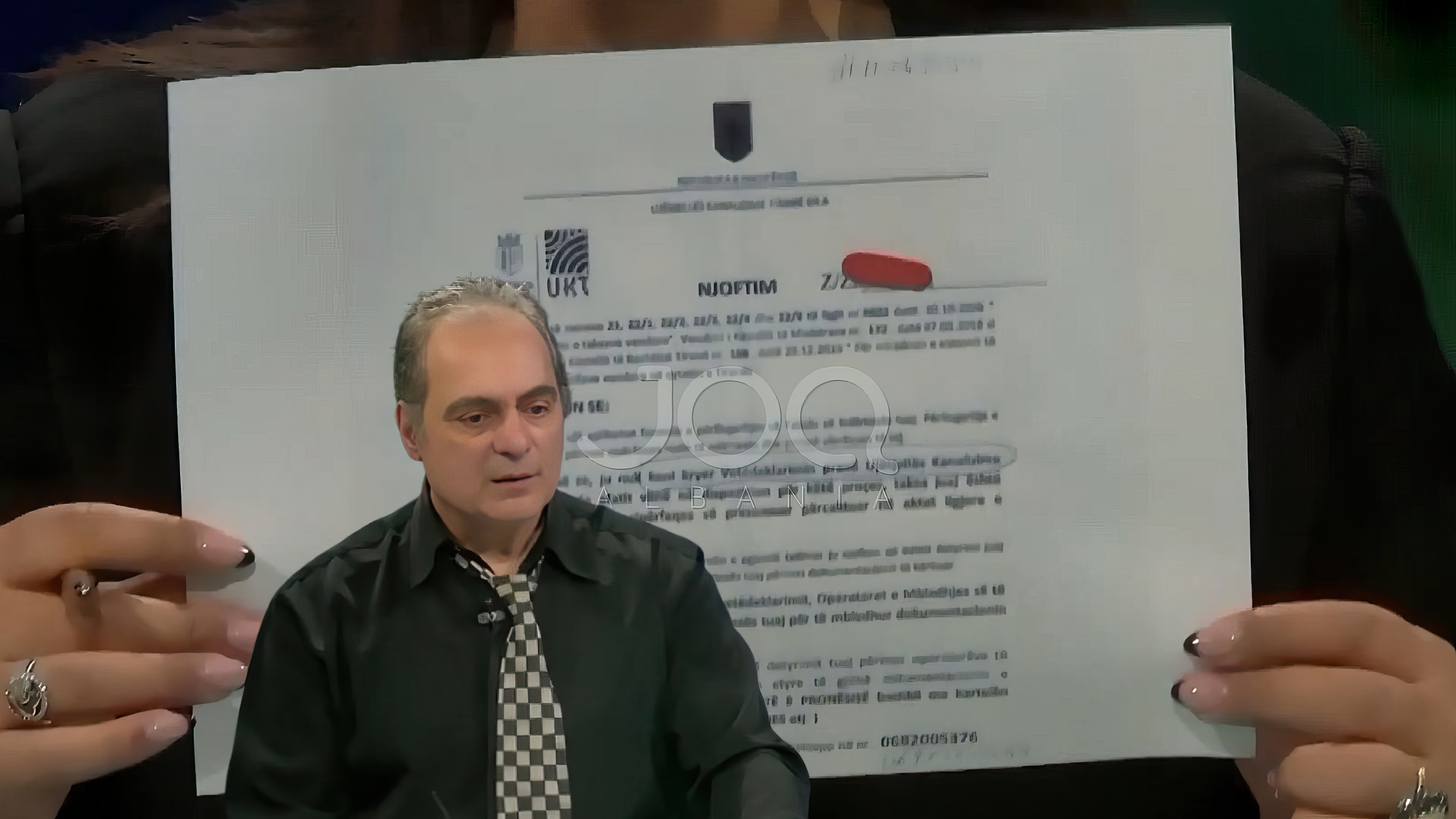 Altin Goxhaj: Mos i dorëzoni dokumentet personale patronazhistëve të UKT-së, është e paligjshme!