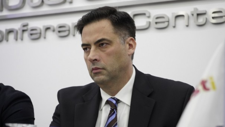 Kursime mbi 200 mijë euro, ky është zyrtari publik me pagën më të lartë në Kosovë