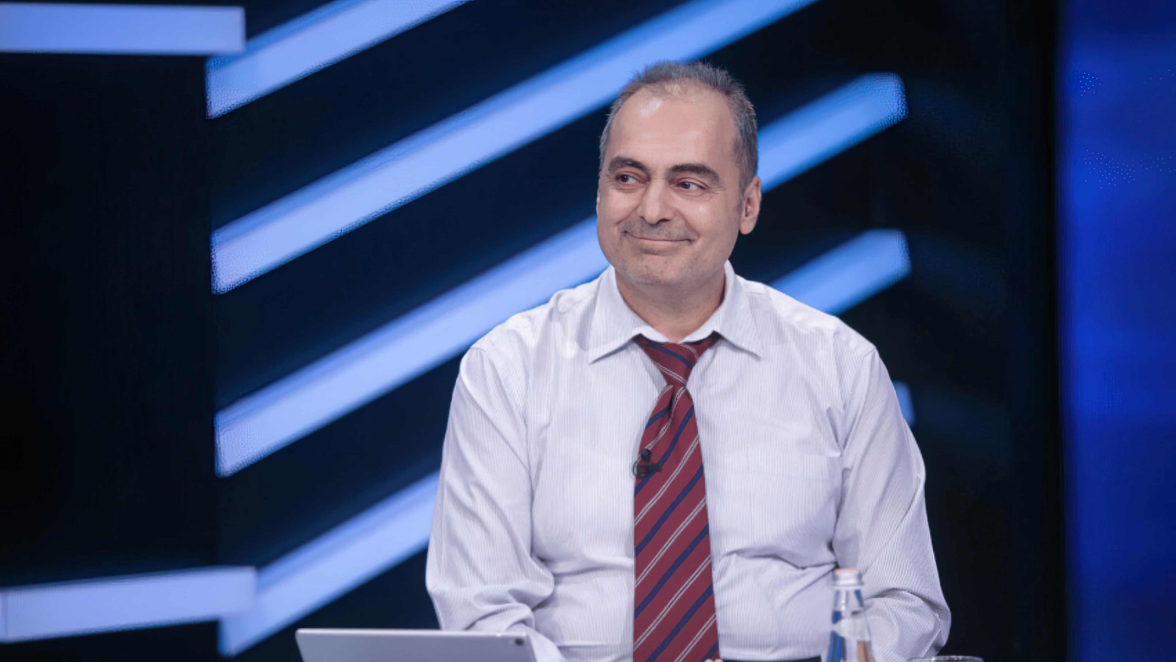 Rama u ofroi fëmijëve fotot e tij lak*riq, Goxhaj e kallëzon në SPAK: Reklamoi materiale p*rnografike