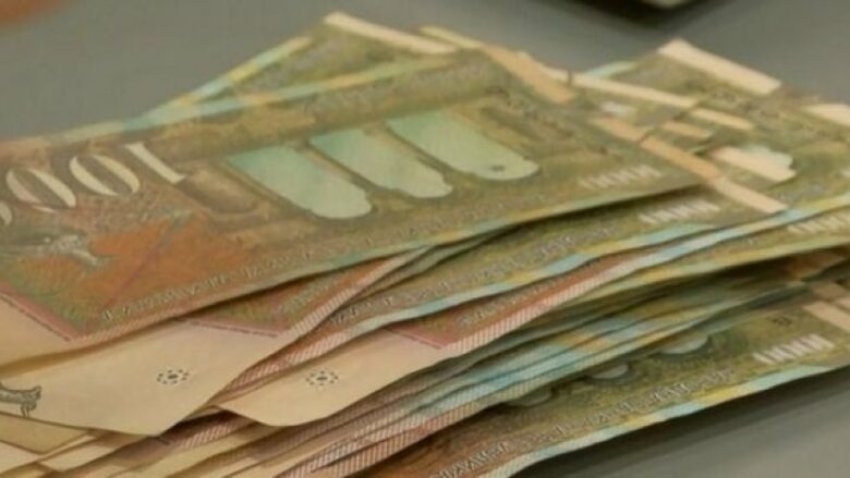 ESHS: Paga mesatare për muajin mars ishte 44.763 denarë