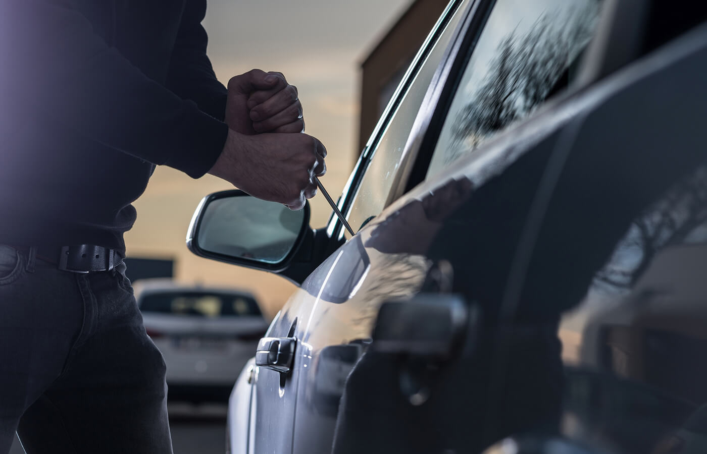 Vidhet një veturë në Shtimë- Policia e gjen shpejt dhe ia dorzon pronarit