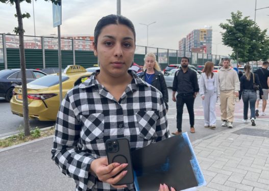 Kledia, historia e trishtë e vajzës që iu dhurua iPhone 13 Pro Max