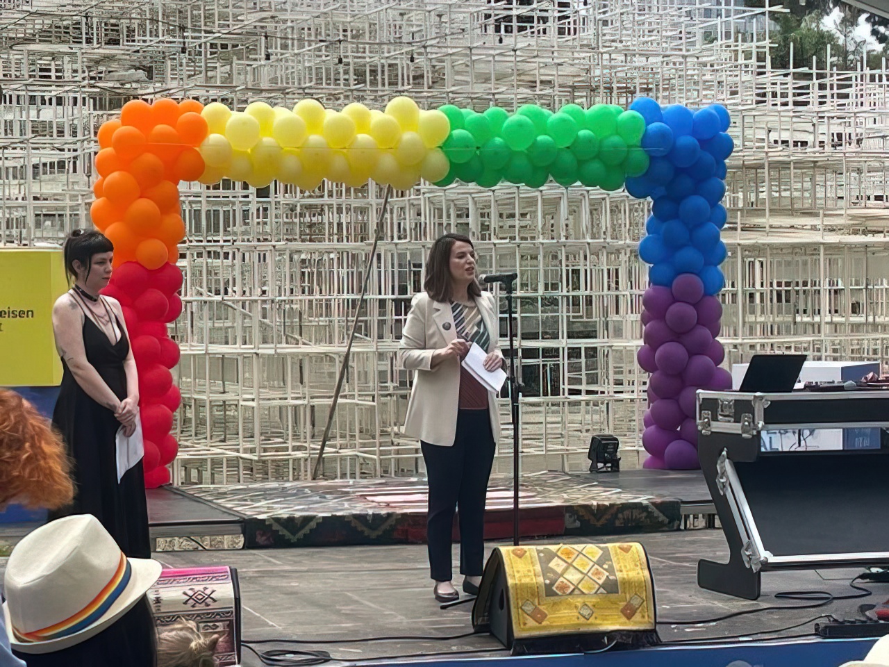 Albana Koçiu i prin paradës së LGBT-së në Tiranë