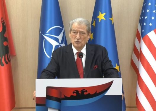 Berisha mban konferencën e parë pas votimeve: Kriteret e zgjedhjeve u shkelën 
