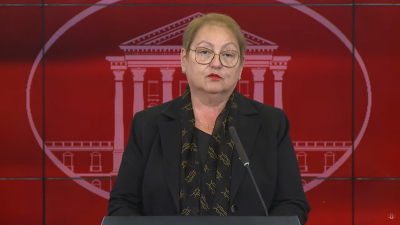 Janevska: Po përpiqemi seriozisht të ulim fluksin e studentëve