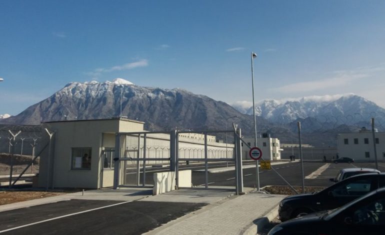 “Të dënuarit në burgun e Reçit nuk lejohen të votojnë  për shkak të bindjeve partiake”