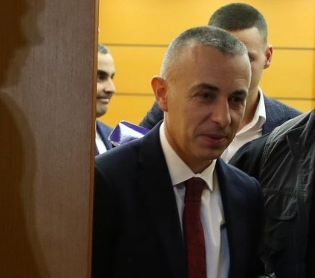 Plas në PD! Kalaja akuzon Prokurorin Ndoji: Më vodhi votat!