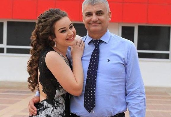 E bija e kryebashkiakut të Belshit pronare guroreje që 20 vjeç