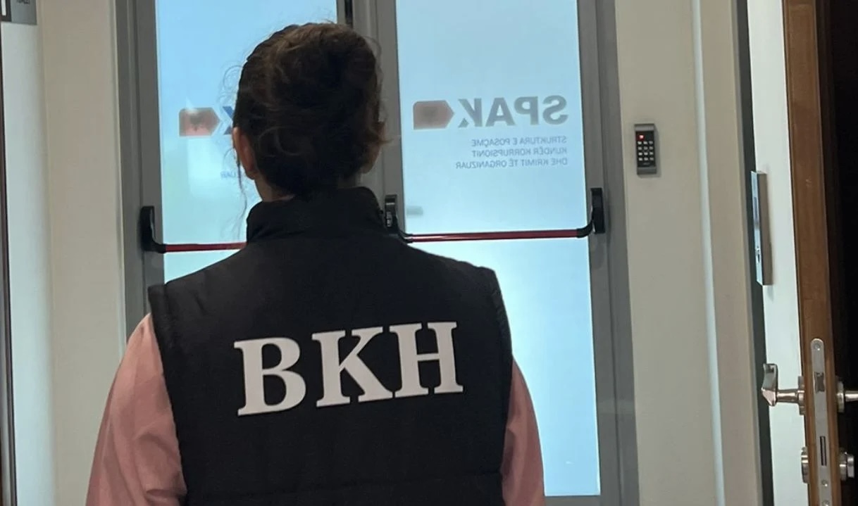 SPAK merr telefona në Elbasan, kontrolle në biznese dhe banesa