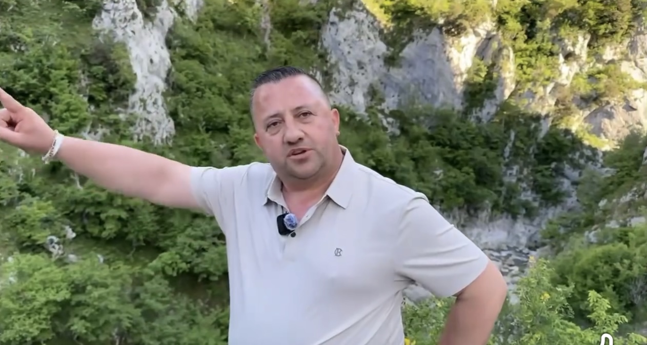 Lot! Kandidati i Bashës promovon veten me këngën e Edi Ramës