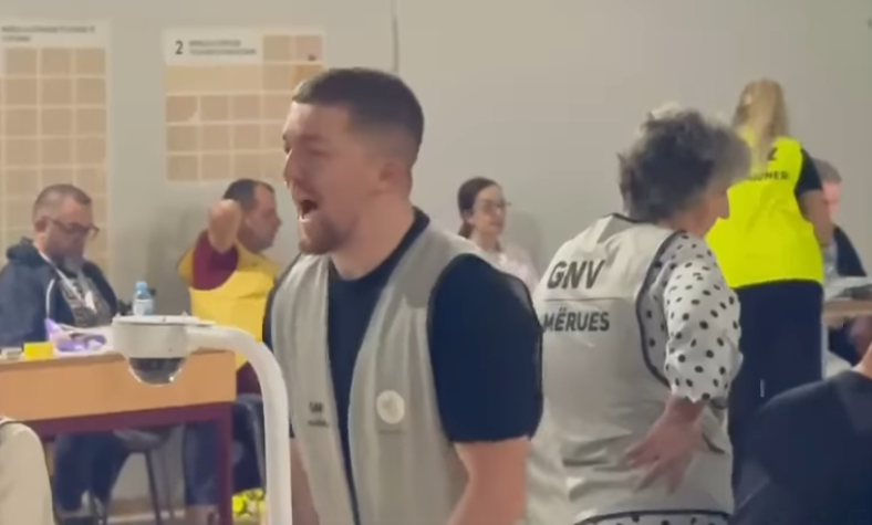 Kur humbja merret me sportivitet! Numëruesi i PD shkrin së qeshuri kolegët