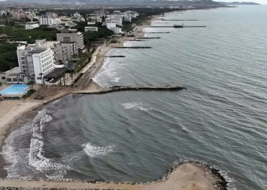La Repubblica: Erozioni, kërcënim serioz për Shqipërinë, një ishull u zhduk 