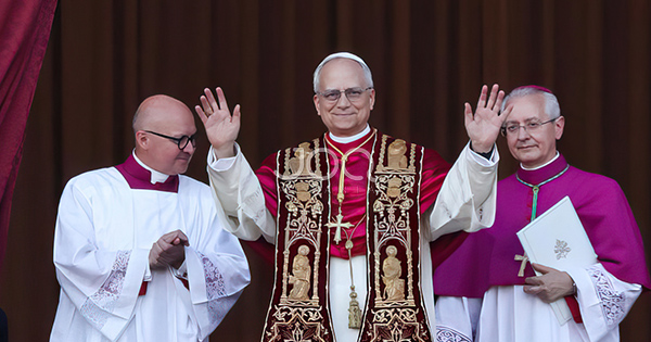 Papa Leoni XIV: Familja ndërtohet mbi burrin dhe gruan, dinjitet për të palindurit dhe të moshuarit