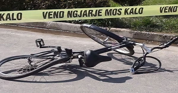 Tragjedi në Tiranë: 15-vjeçari pa patentë përplas për vdekje të moshuarin me makinën e familjes