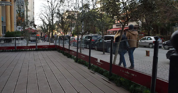 Shqiptarët punojnë vetëm për të ngrënë dhe strehim