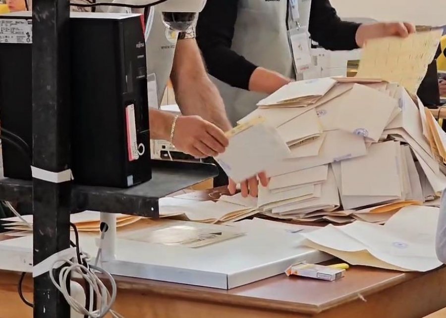 Dyshojnë për vjedhje votash, cilët kandidatë kërkojnë nga KQZ-ja pamjet filmike?